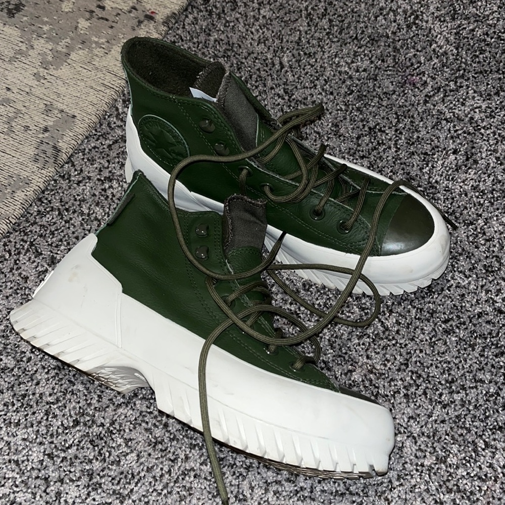 Converse all star sneakers